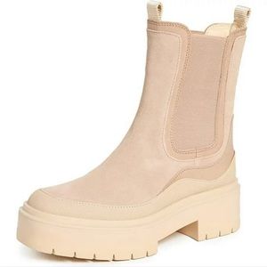 NWOT Sam Edelman Lug Sole Chelsea Suede Boot in Sesame size 7  A 105